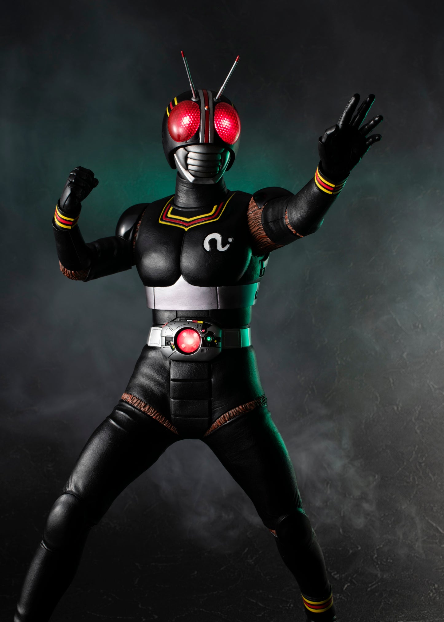 PRE ORDER – ULTIMATE ARTICLE KAMEN RIDER BLACK