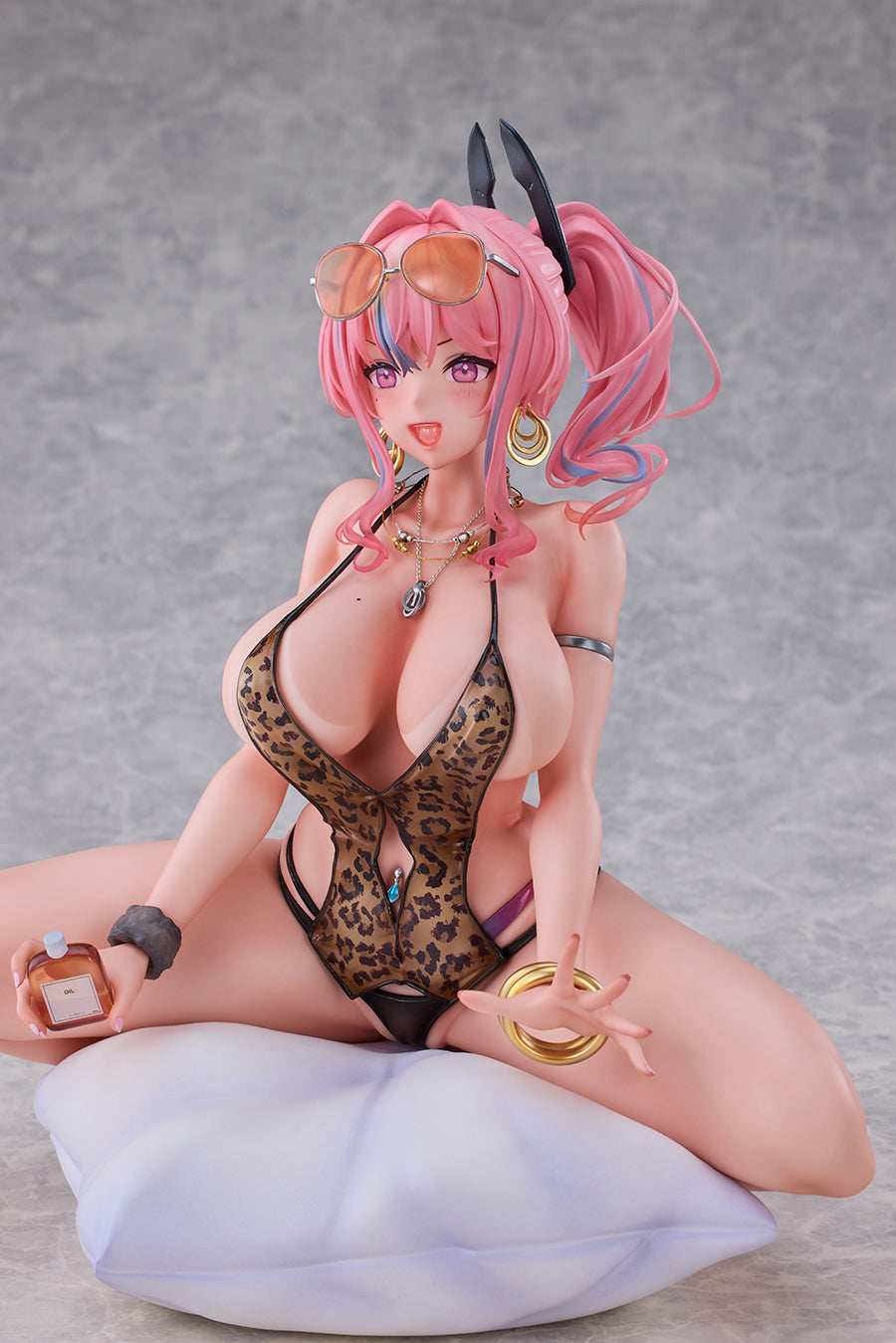 PRE ORDER – 1/4 AZUR LANE - BREMERTON PILLOWED COUNSELING VER. AX-0317