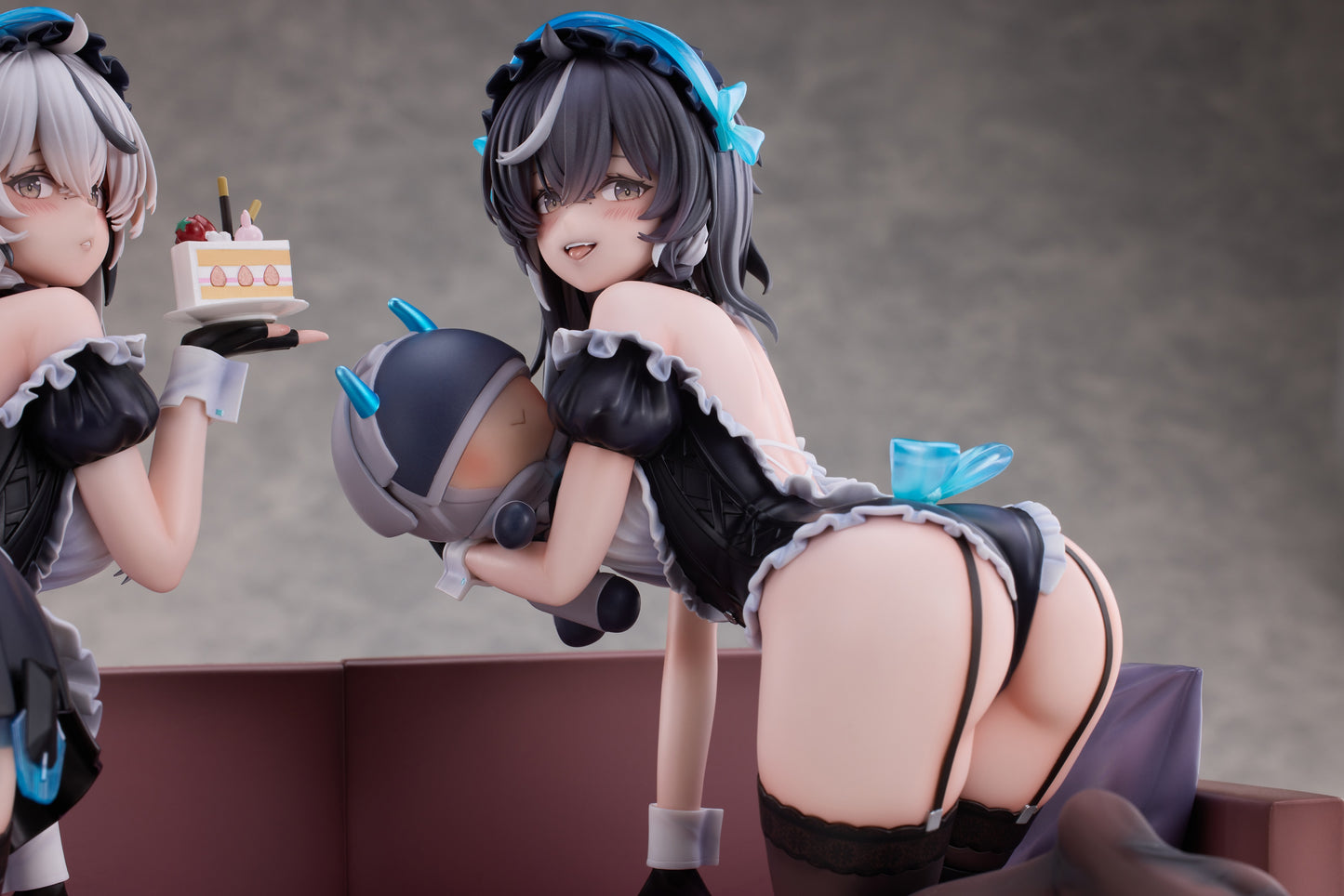 PRE ORDER – 1/6 SNOWBREAK CONTAINMENT ZONE - CHERNO & MEURSAULT APPRENTICE MAID VER. DELUXE EDITION