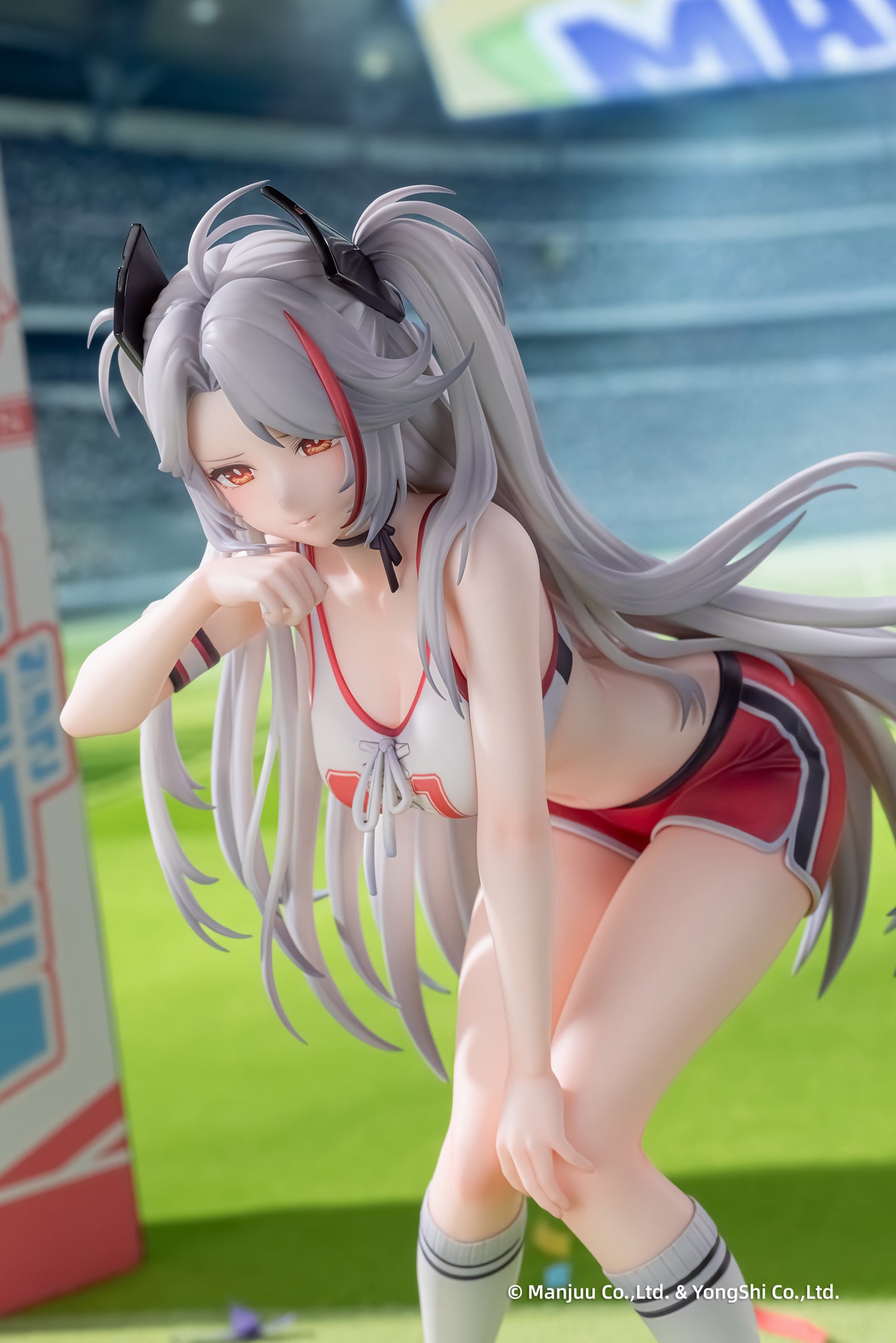 PRE ORDER – 1/6 AZUR LANE - PRINZ EUGEN BRILLIANT TOUCHDOWN VER.