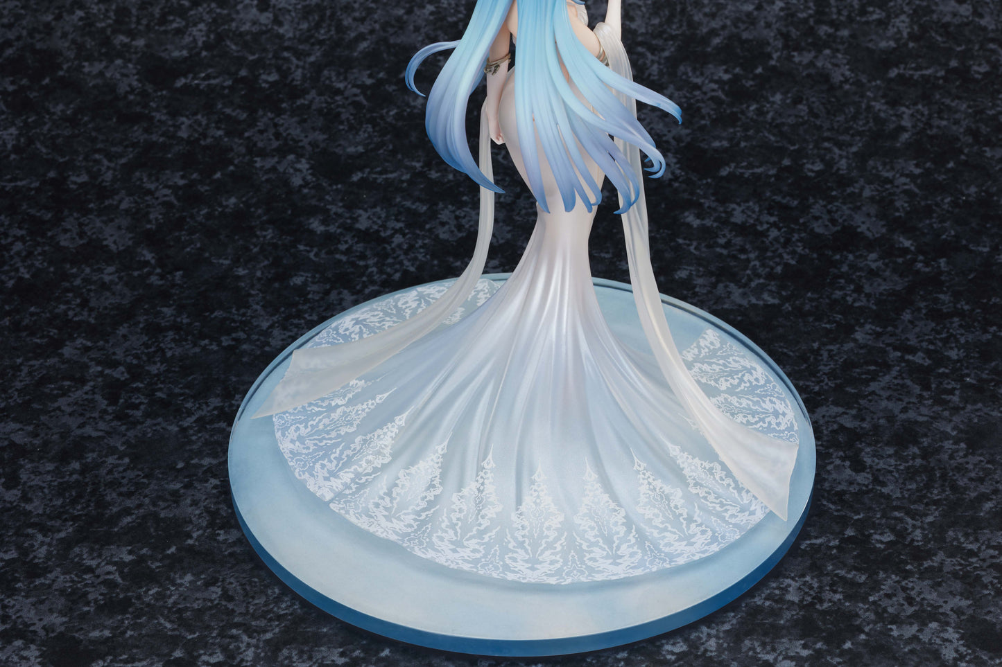 PRE ORDER – 1/7 AZUR LANE - HELENA MIRACLE IN WHITE VER.