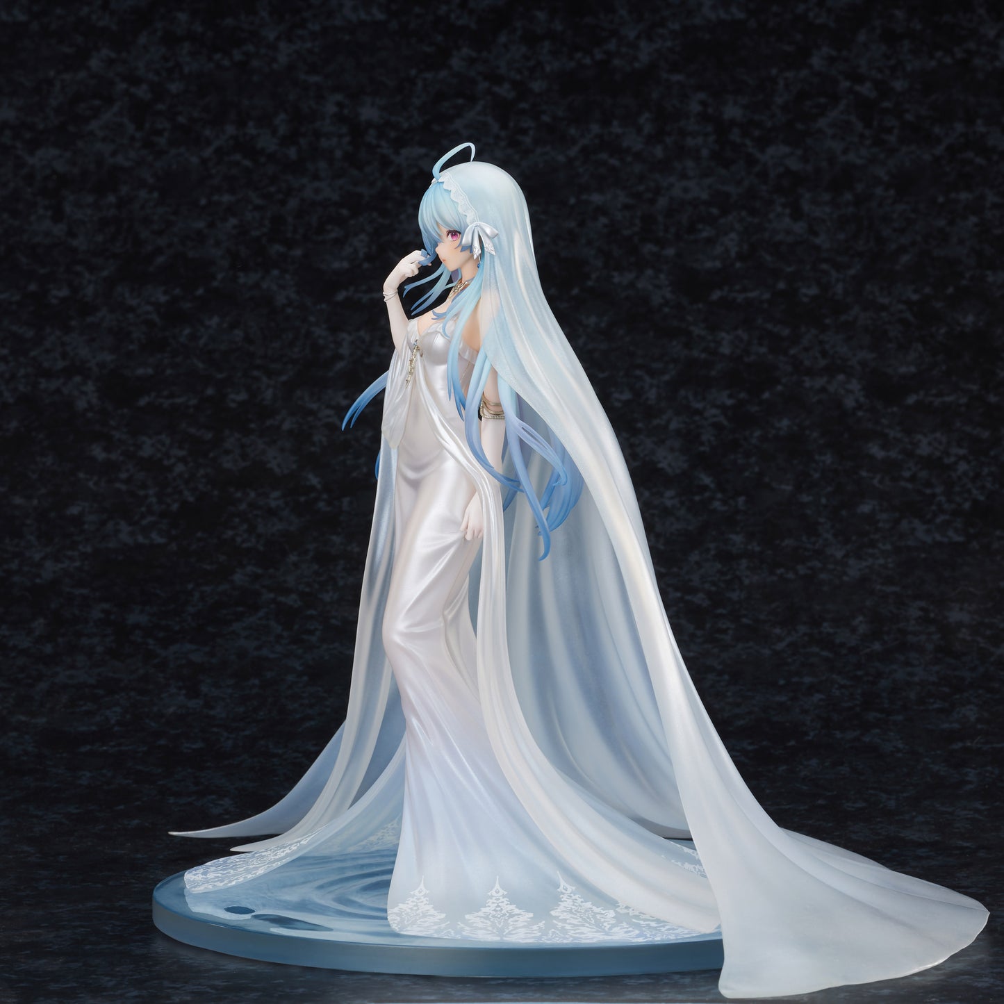 PRE ORDER – 1/7 AZUR LANE - HELENA MIRACLE IN WHITE VER.
