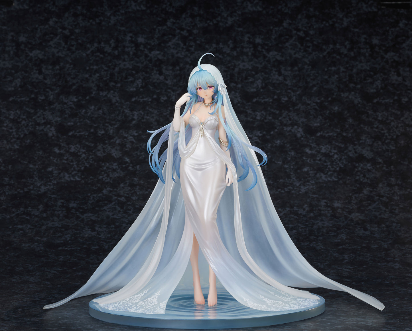 PRE ORDER – 1/7 AZUR LANE - HELENA MIRACLE IN WHITE VER.