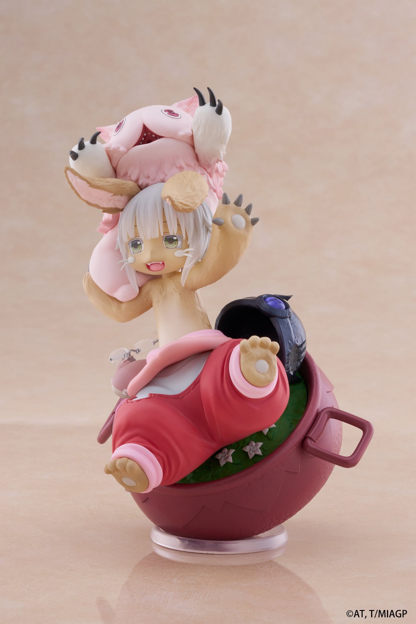 PRE ORDER – MADE IN ABYSS: THE GOLDEN CITY OF THE SCORCHING SUN AMP+ FIGURE - NANACHI (MY TREASURE)