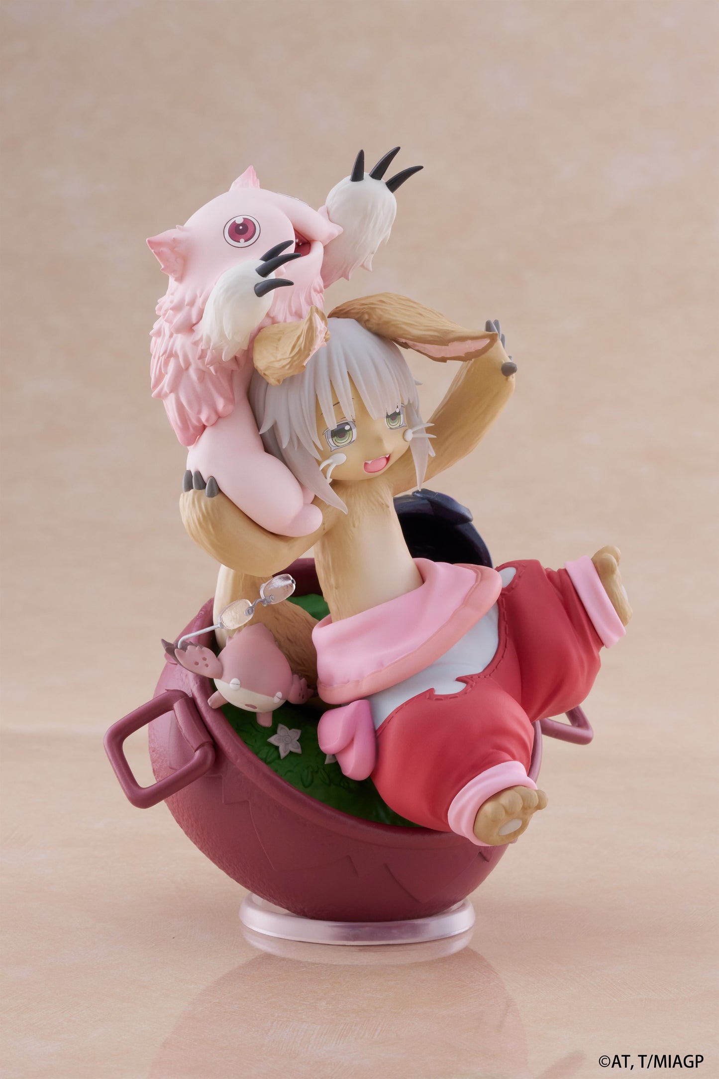 PRE ORDER – MADE IN ABYSS: THE GOLDEN CITY OF THE SCORCHING SUN AMP+ FIGURE - NANACHI (MY TREASURE)