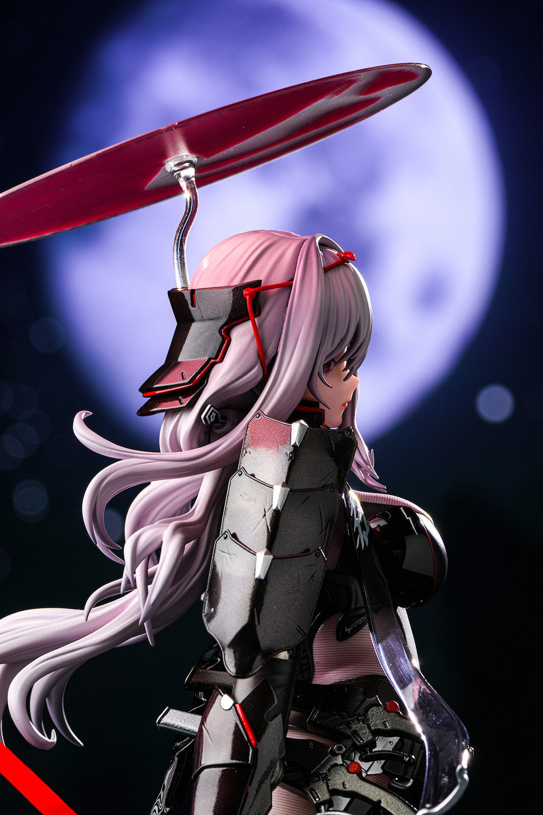 PRE ORDER – 1/4 GODDESS OF VICTORY: NIKKE - SCARLET : BLACK SHADOW