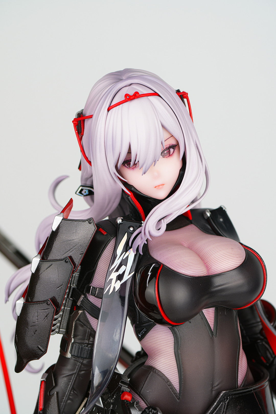 PRE ORDER – 1/4 GODDESS OF VICTORY: NIKKE - SCARLET : BLACK SHADOW