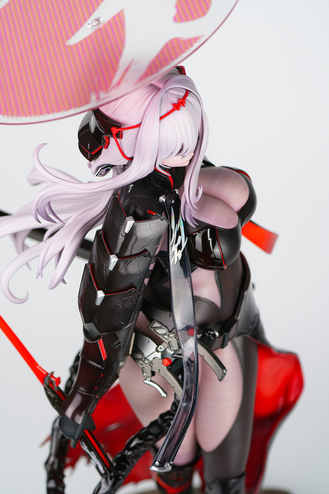 PRE ORDER – 1/4 GODDESS OF VICTORY: NIKKE - SCARLET : BLACK SHADOW