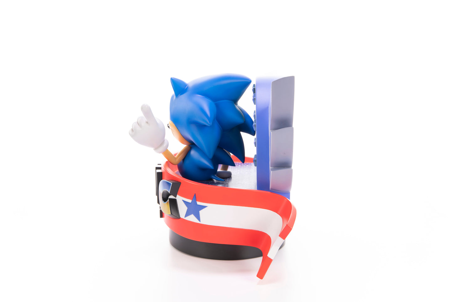 PRE ORDER – SONIC THE HEDGEHOG - SONIC TITLE SCREEN