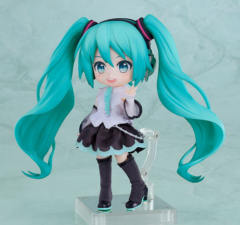 PRE ORDER – NENDOROID DOLL HATSUNE MIKU NT