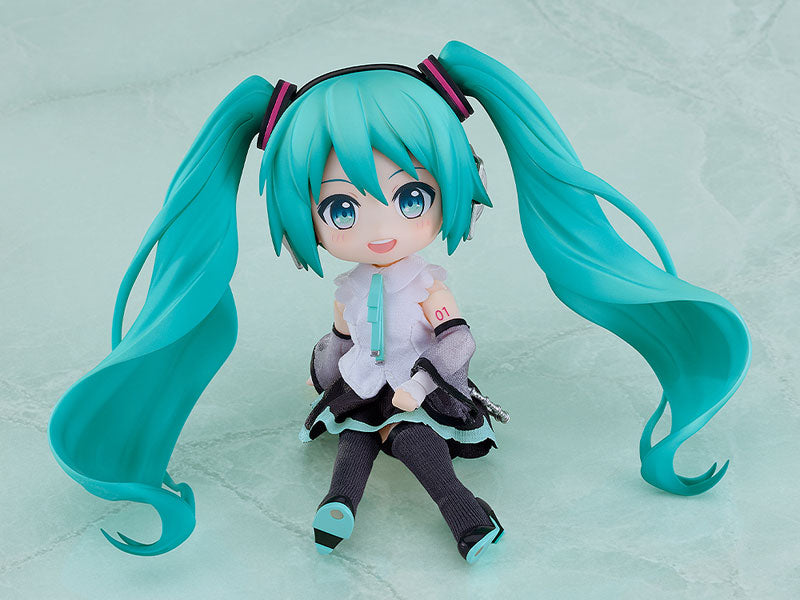 PRE ORDER – NENDOROID DOLL HATSUNE MIKU NT