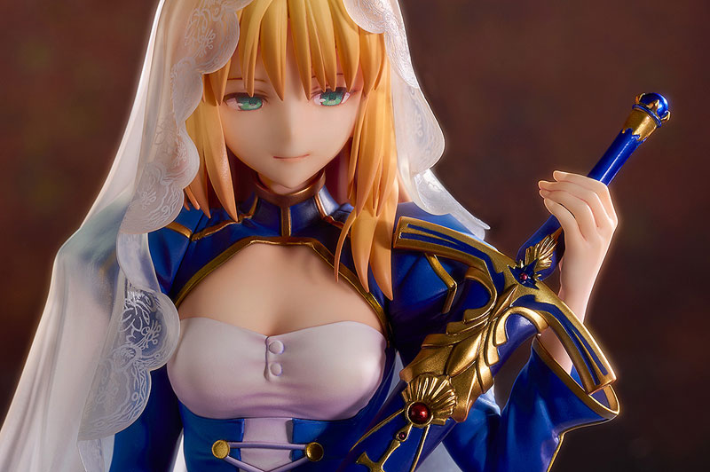 PRE ORDER – 1/7 FATE / STAY NIGHT - SABER - GARDEN OF AVALON