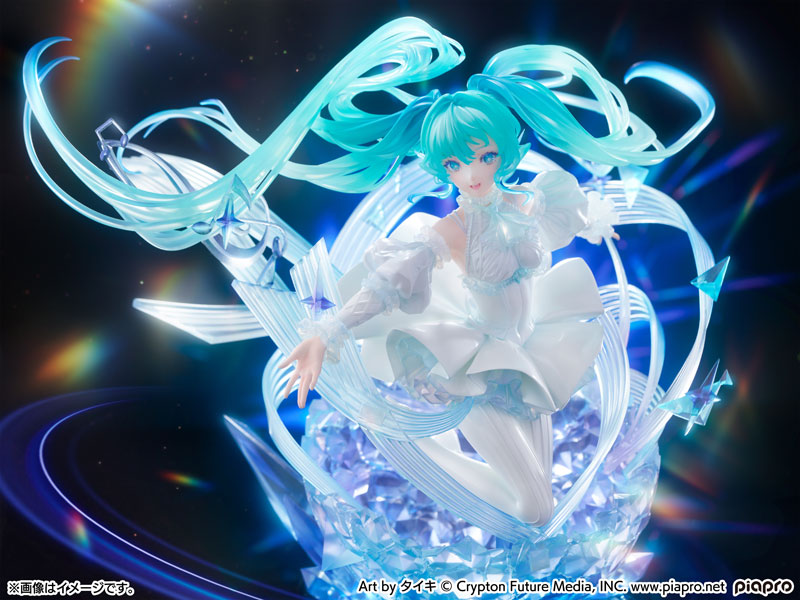 PRE ORDER – 1/7 HATSUNE MIKU - CRYSTAL DRESS VER.