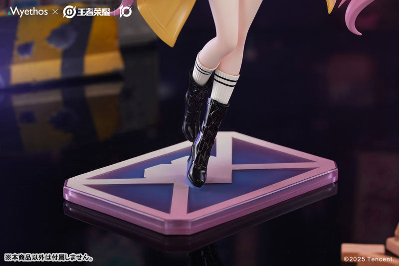 PRE ORDER – 1/8 GIFT+ HONOR OF KINGS - LADY SUN : LOVERS ACROSS TIME VER.