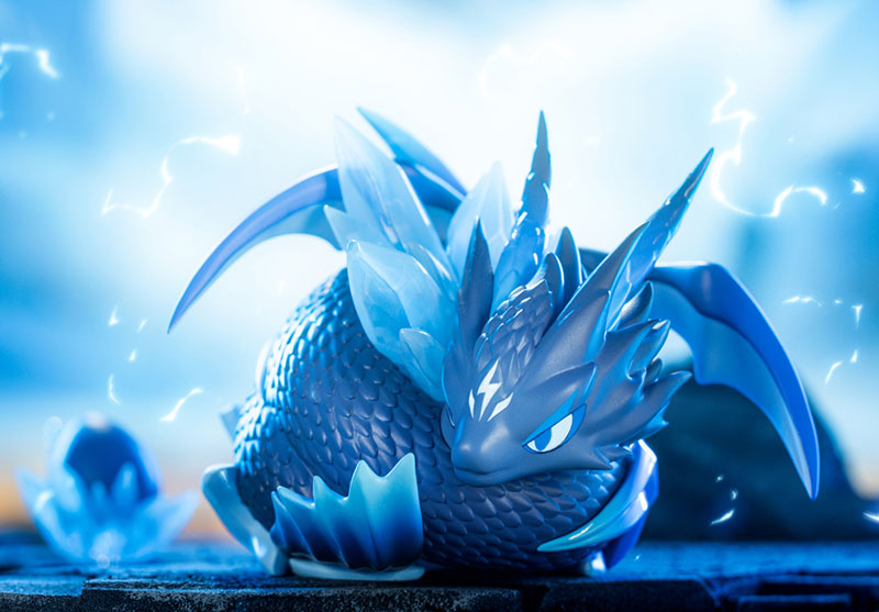 PRE ORDER – PARTY WITH DRAGONS - TOGETHER WITH LOONG(SET OF 8 FIGURES)