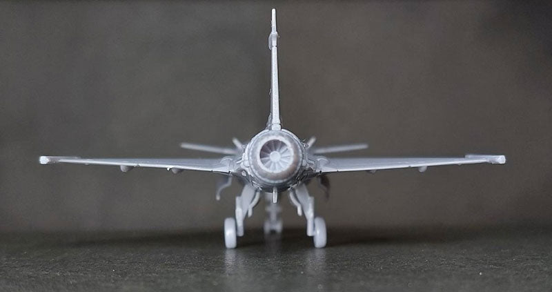 PRE ORDER – 1/144 JAS39 GRIPEN PLASTIC MODEL KIT (RENEWAL EDITION)