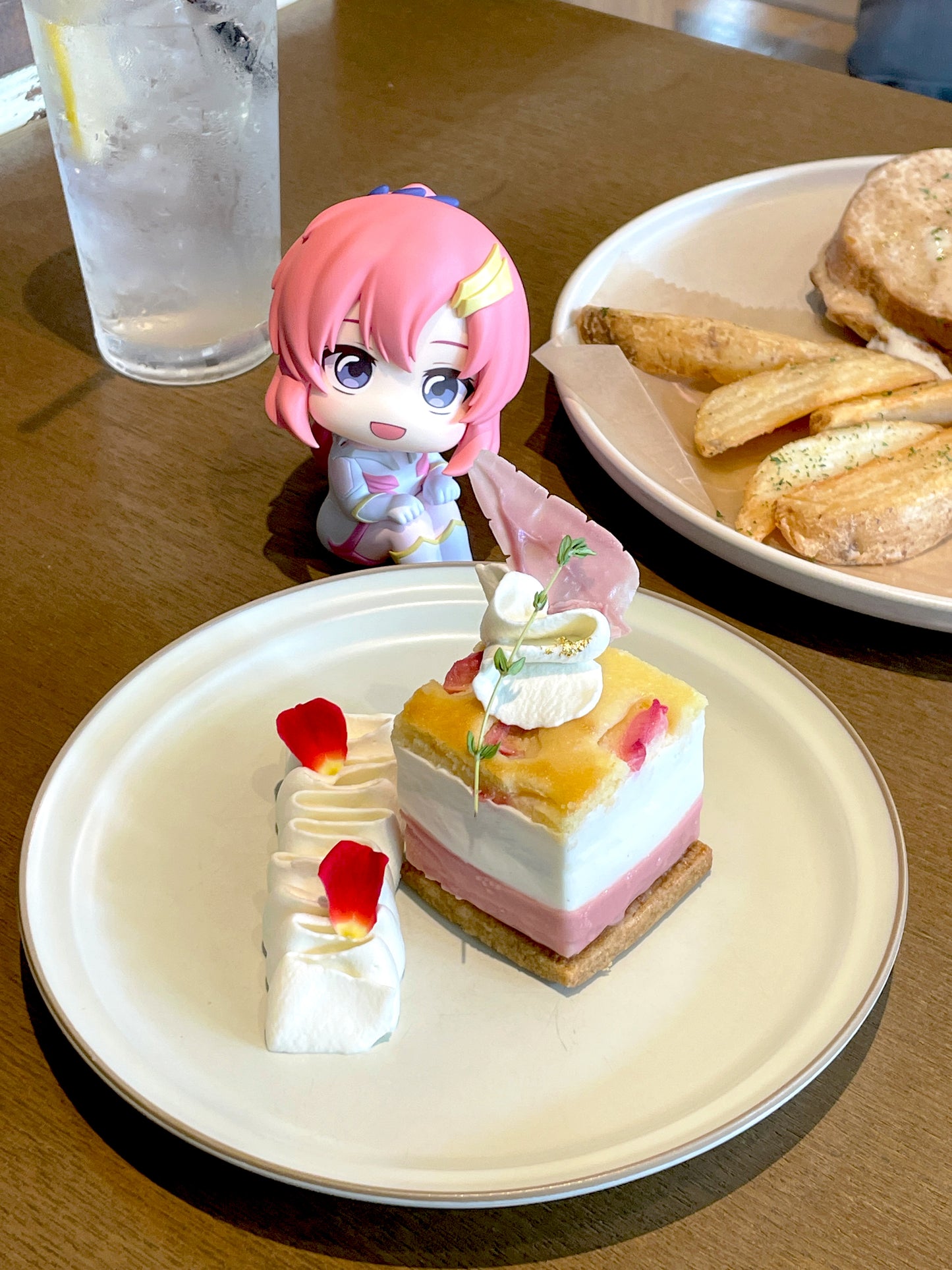 PRE ORDER – LOOKUP MOBILE SUIT GUNDAM SEED FREEDOM LACUS CLYNE