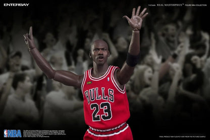 PRE ORDER – 1/6 ENTERBAY EB RM-1058 REAL MASTERPIECE NBA SERIES MICHAEL JORDAN (SERIES 2) #23 GUEST VERSION WAX FIGURE