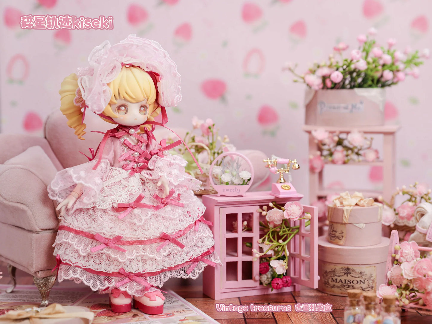 PRE ORDER – VINTAGE TREASURES - ANTIQUE GIFT BOX (SET OF 8)