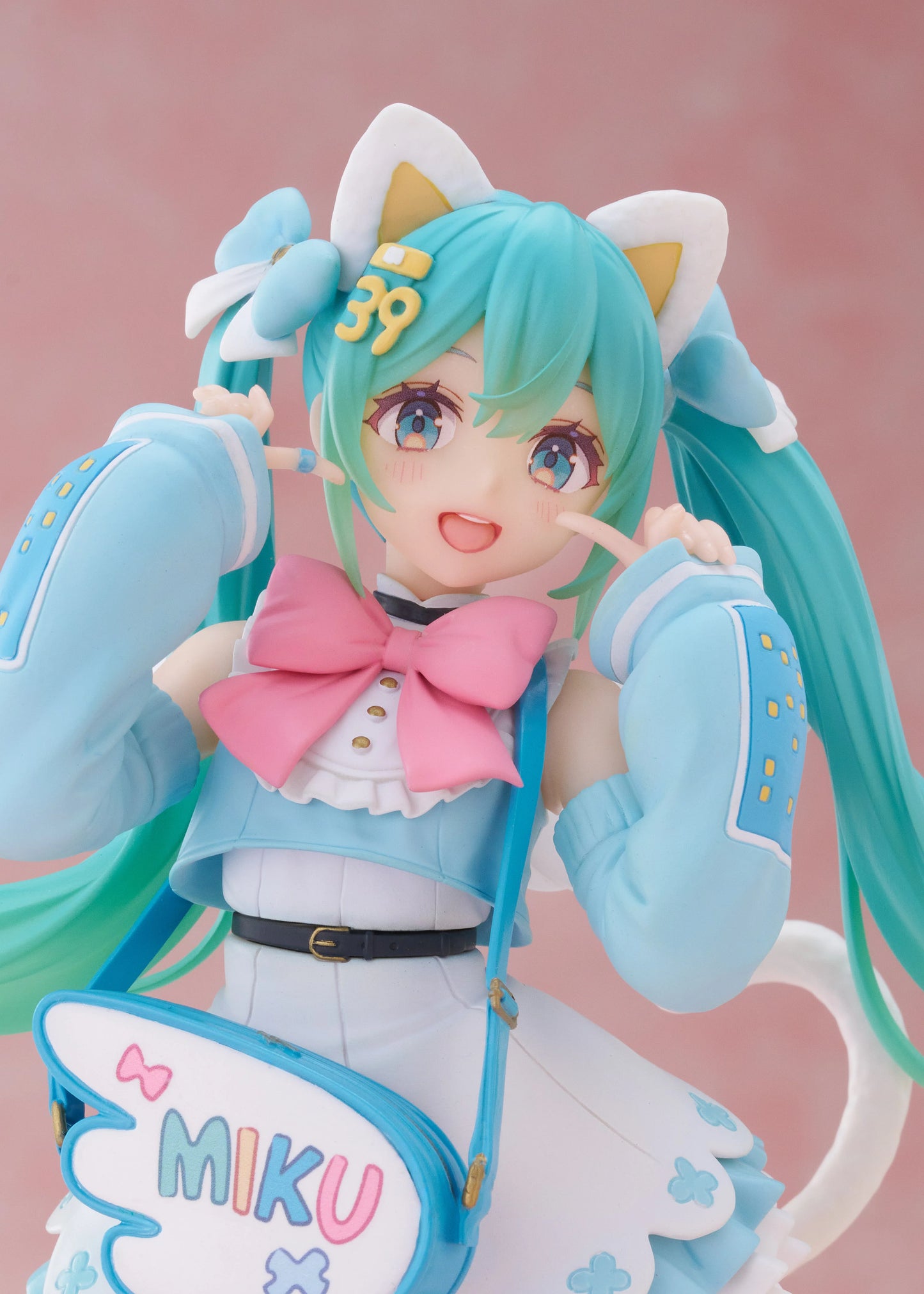 PRE ORDER – HATSUNE MIKU FIGURE - FASHION (FANCY VER.)