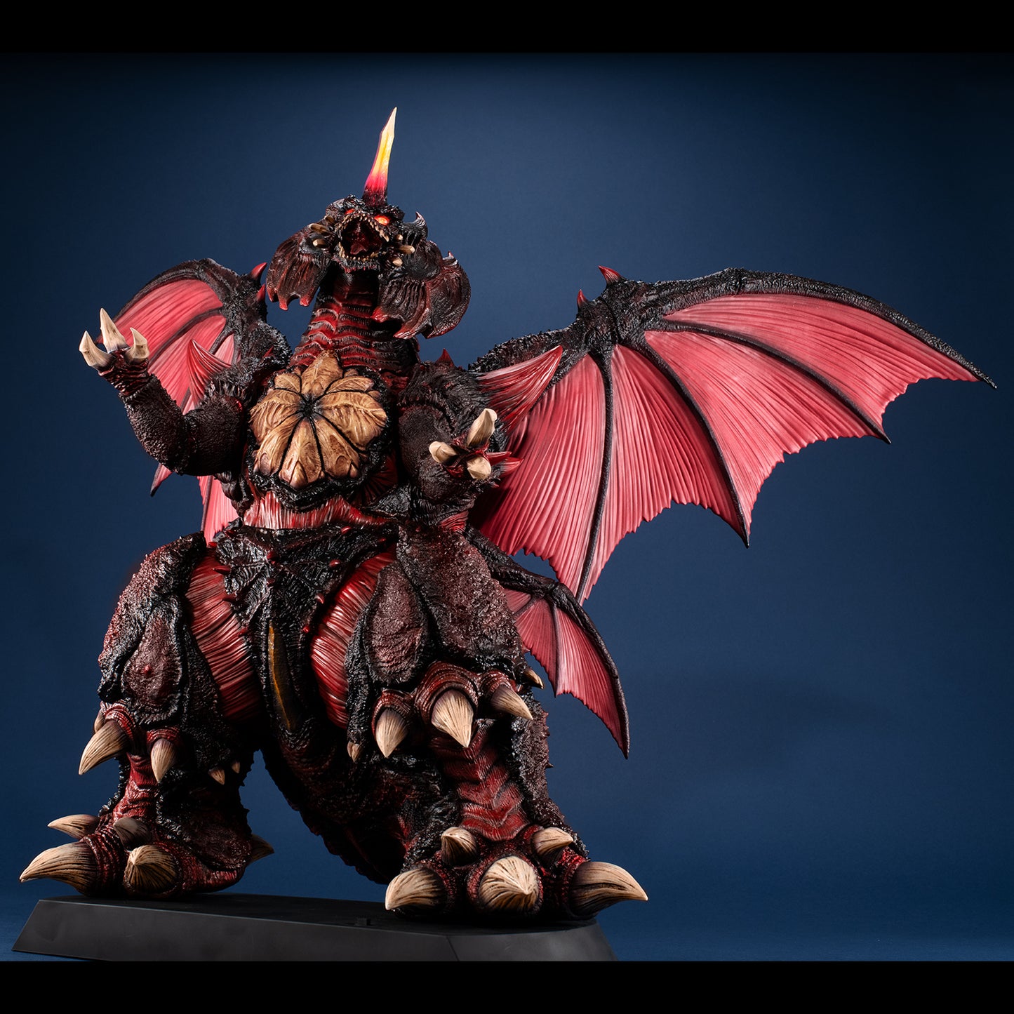 PRE ORDER – UA MONSTERS DESTOROYAH (PERFECT FORM)