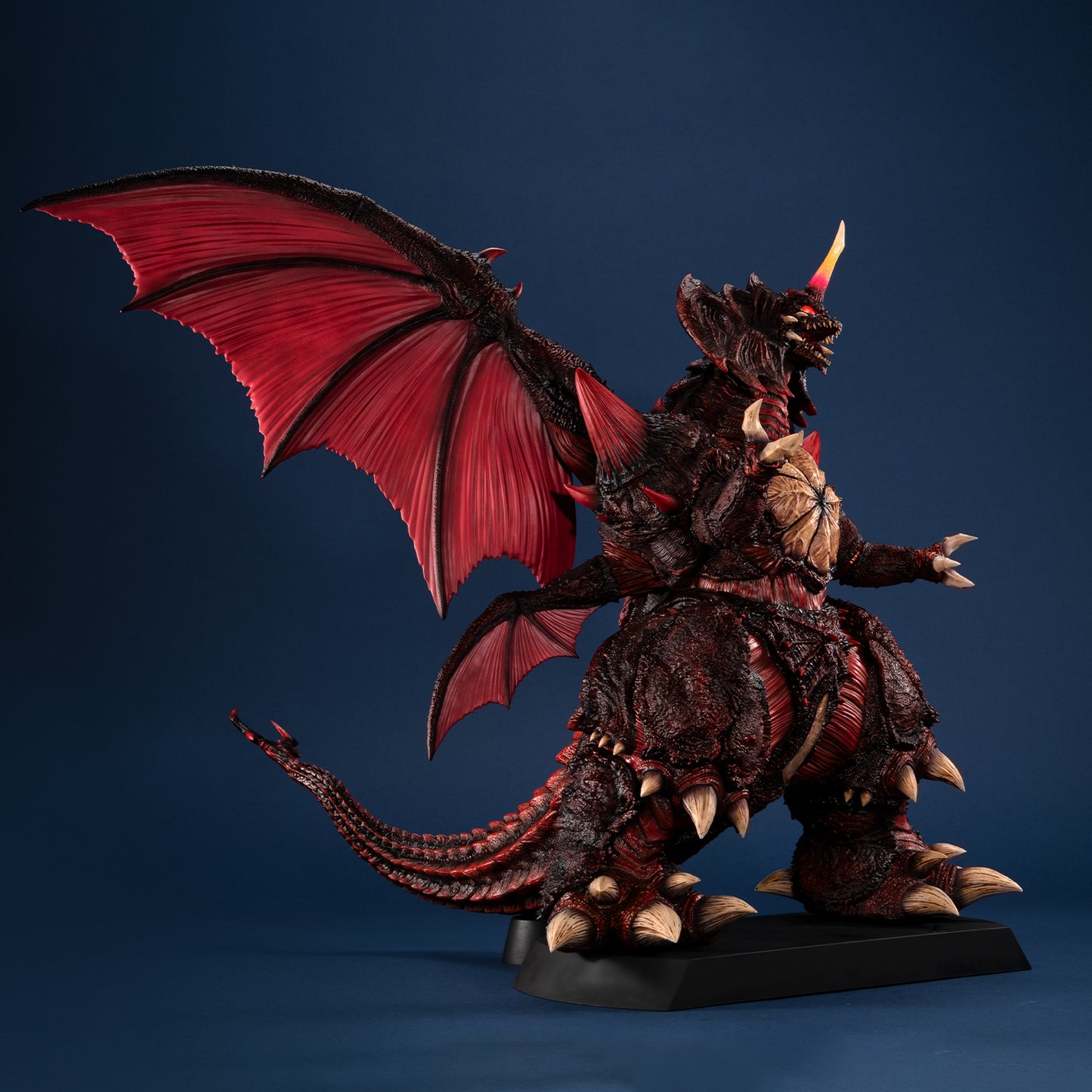 PRE ORDER – UA MONSTERS DESTOROYAH (PERFECT FORM)