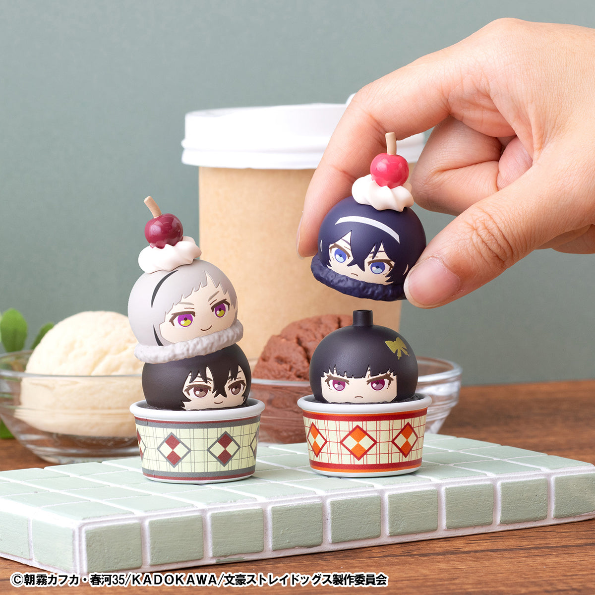 PRE ORDER – TSUMICHEN STACK UP & CHANGE BUNGO STRAY DOGS (BOX OF 6)