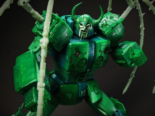 PRE ORDER – 01 STUDIO 01S01G BACTERIA UNICRON GREEN