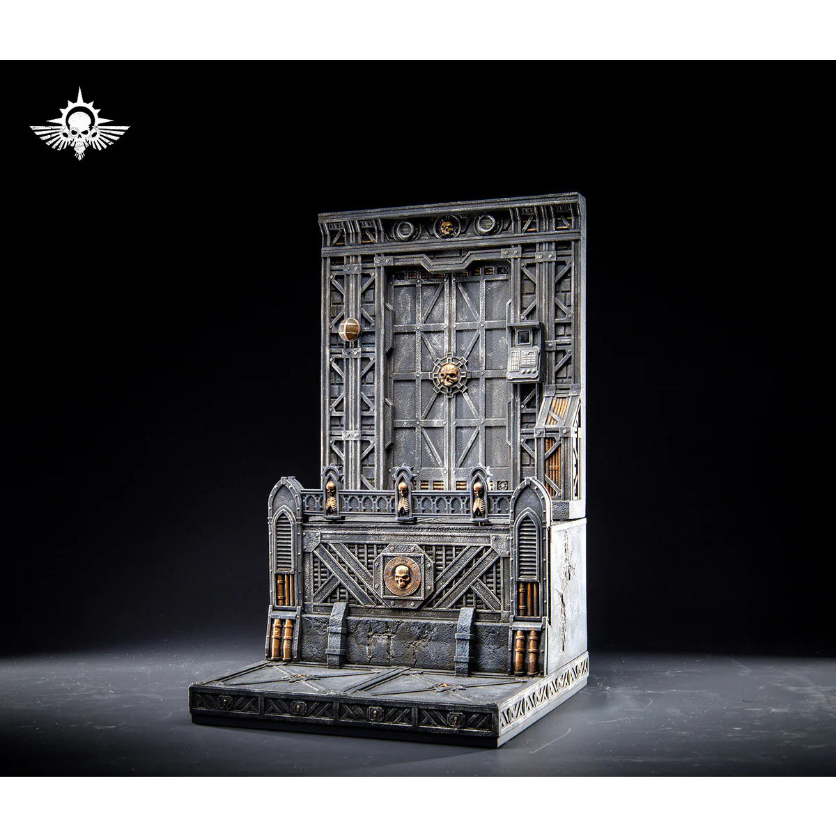 PRE ORDER – WARHAMMER SERIES BRO-STYLE MOUNTAIN DIORAMA HIVE CITY VERSION GT004A