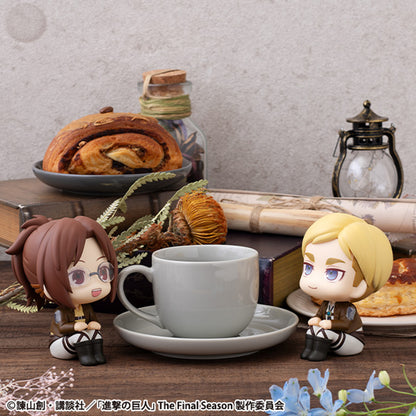 BACK ORDER – LOOKUP ATTACK ON TITAN HANGE ZOE & ERWIN SMITH SET [WITH GIFT]