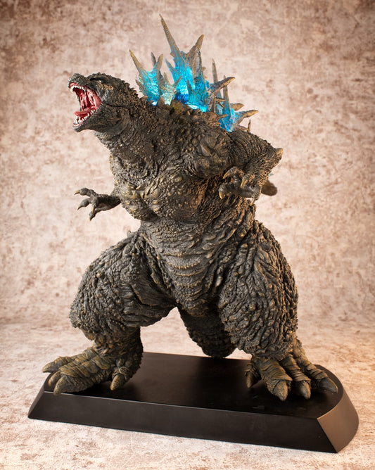 PRE ORDER – UA MONSTERS GODZILLA （2023） IMAGE COLOR OF ATTACKING GINZA VER. 【 WITH LED & SOUND 】