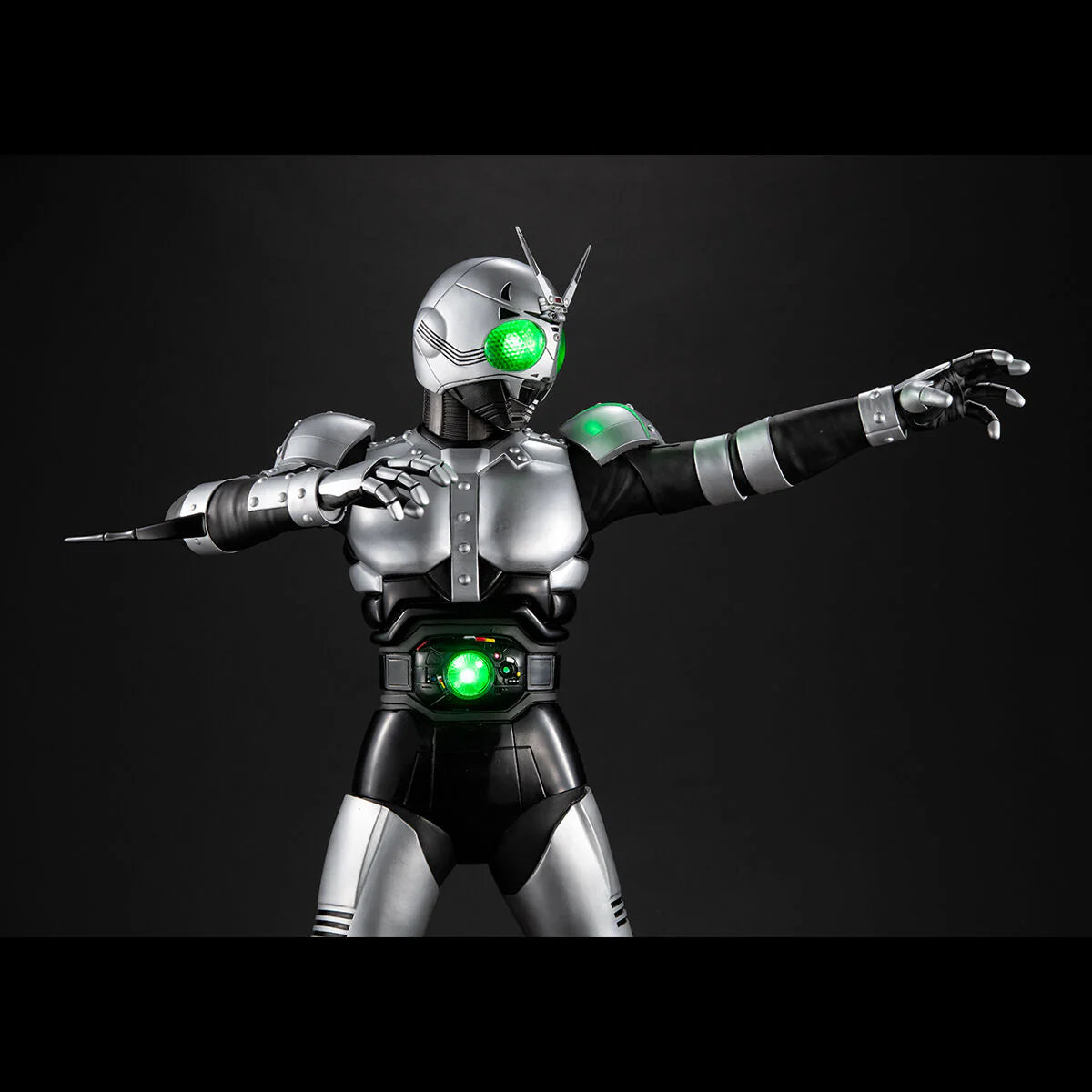 PRE ORDER – ULTIMATE ARTICLE KAMEN RIDER - SHADOW MOON