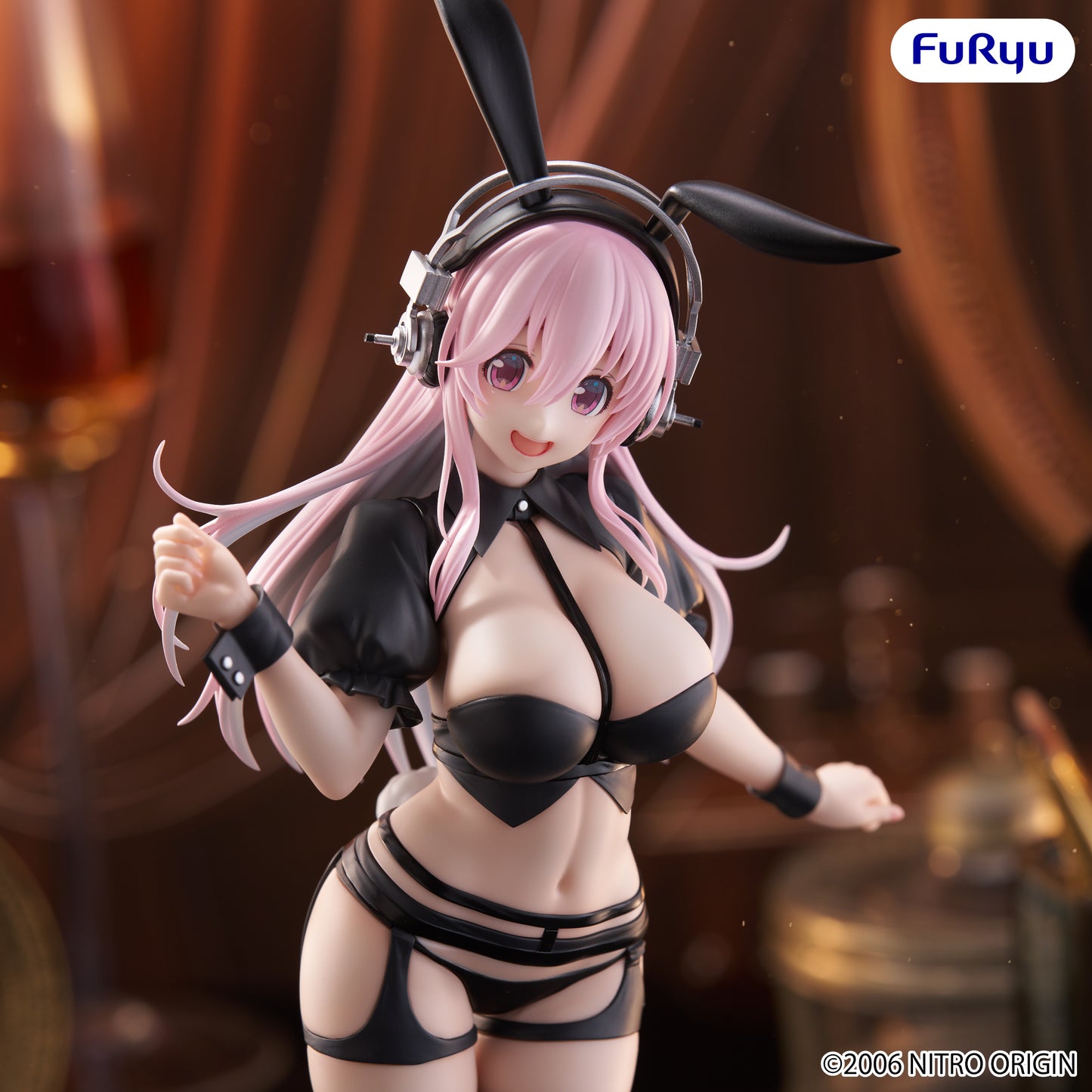 PRE ORDER – SUPER SONICO BICUTE BUNNIES FIGURE - REVERSE BUNNY VER.