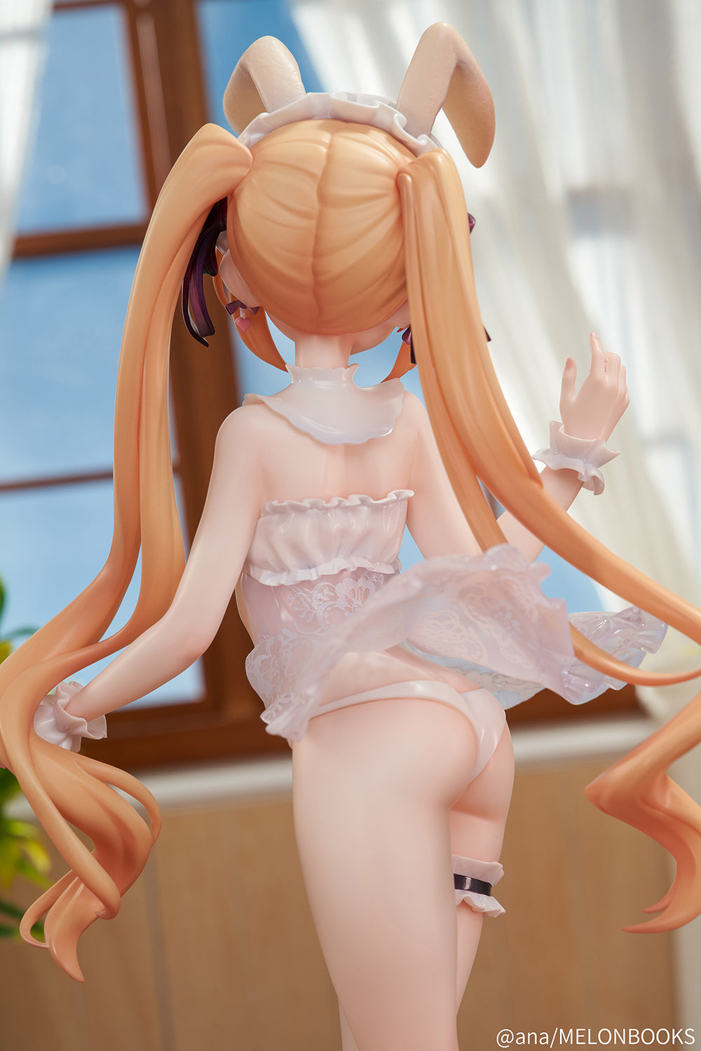 PRE ORDER – 1/6 BUNNY GIRL PIA ILLUSTRATED BY ANA