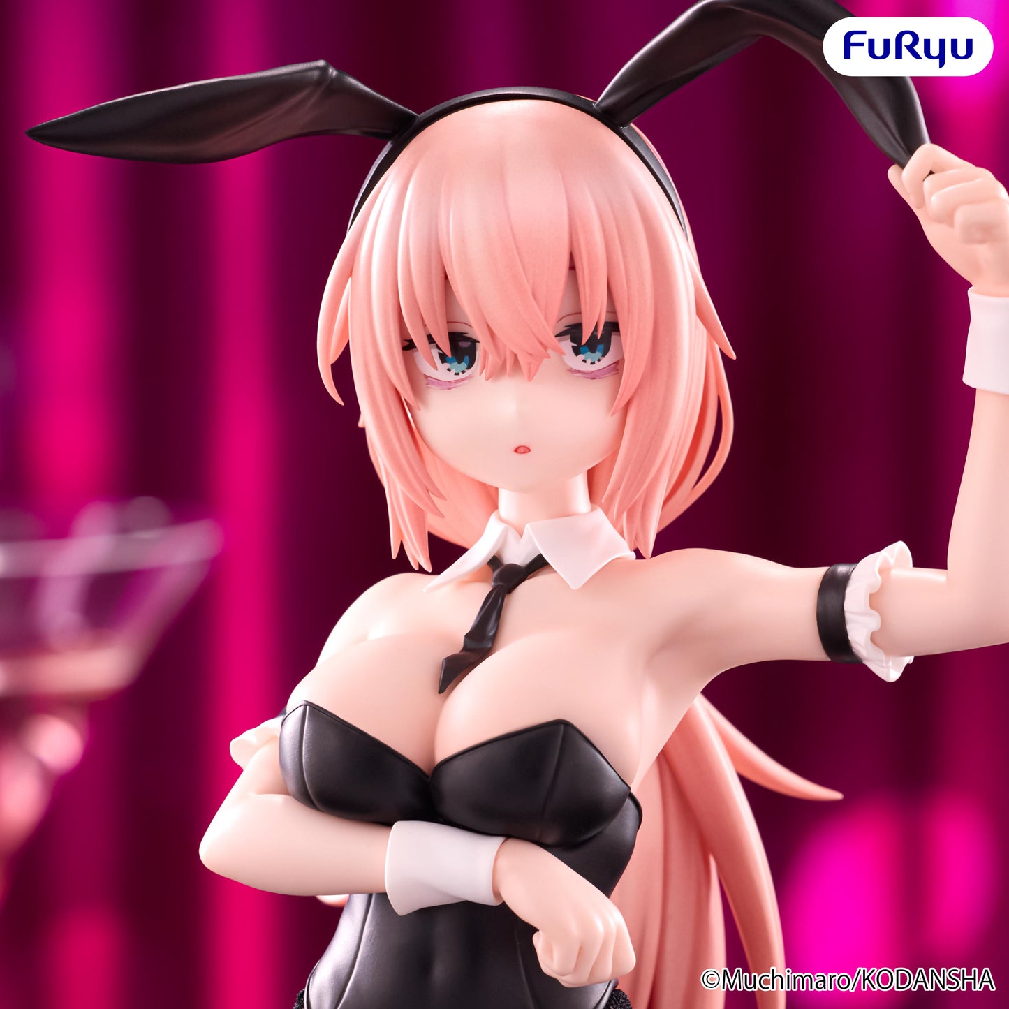 PRE ORDER – THERE IS ALSO A HOLE IN THE STUDENT ORGANIZATION! - BICUTE BUNNIES FIGURE - KOMARO MICHINOKU
