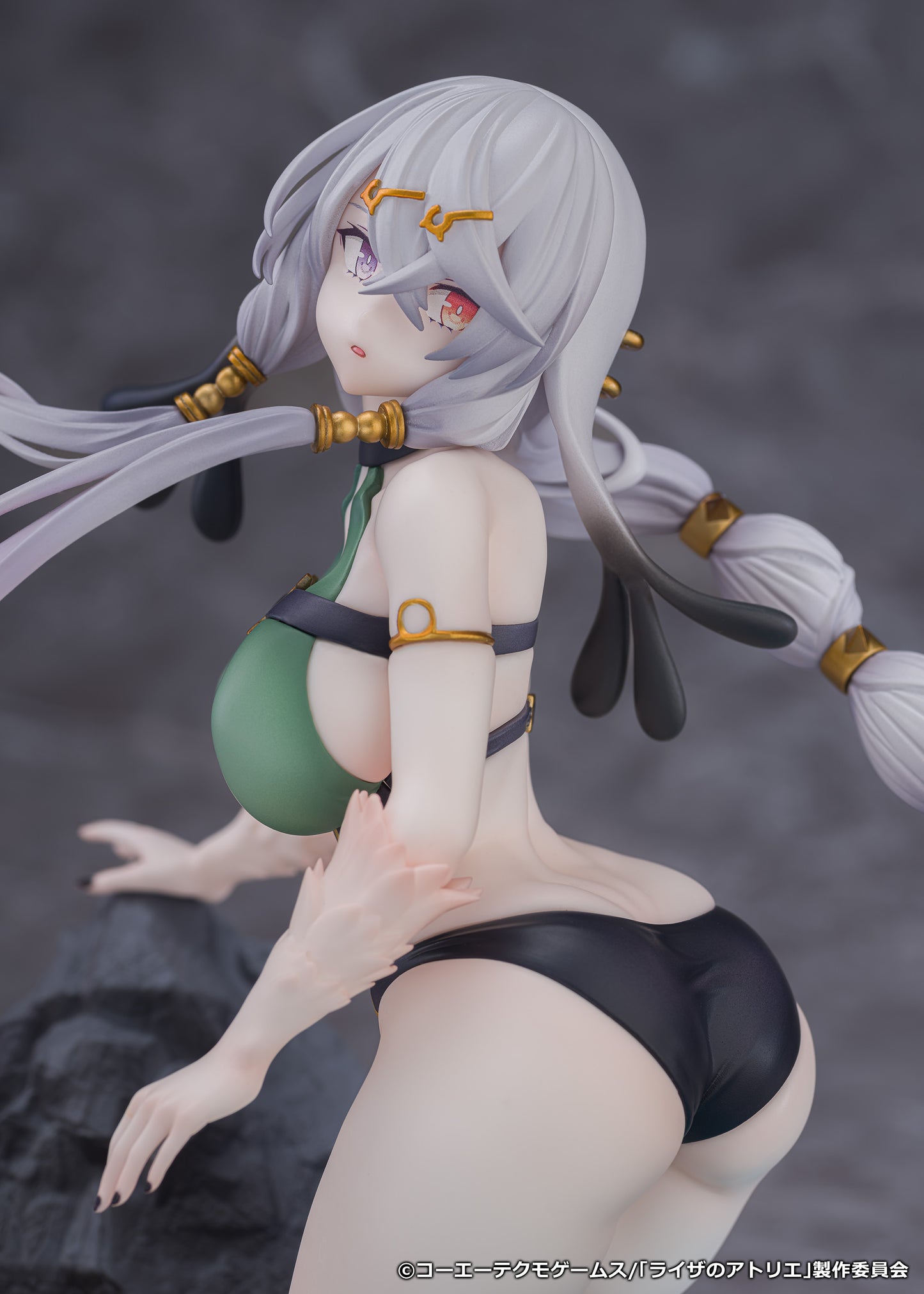 BACK ORDER – 1/7 TV ANIME ATELIER RYZA: EVER DARKNESS & THE SECRET HIDEOUT – LILA DECYRUS SWIMSUIT VER.