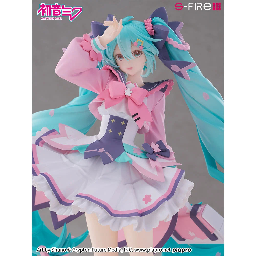 PRE ORDER – 1/7 HATSUNE MIKU NEW SEMESTER