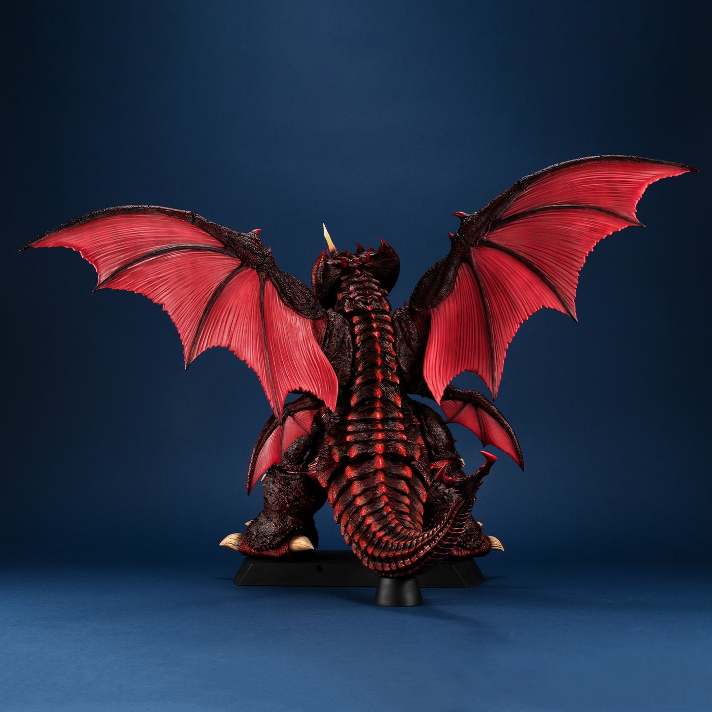 PRE ORDER – UA MONSTERS DESTOROYAH (PERFECT FORM)