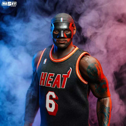 PRE ORDER – 1/6 COLLECTOR'S EDITION - POSSESSIVE EYES - MIAMI HEAT BLACK MASK LEBRON JAMES SCALE COLLECTOR'S EDITION ACTION FIGURE
