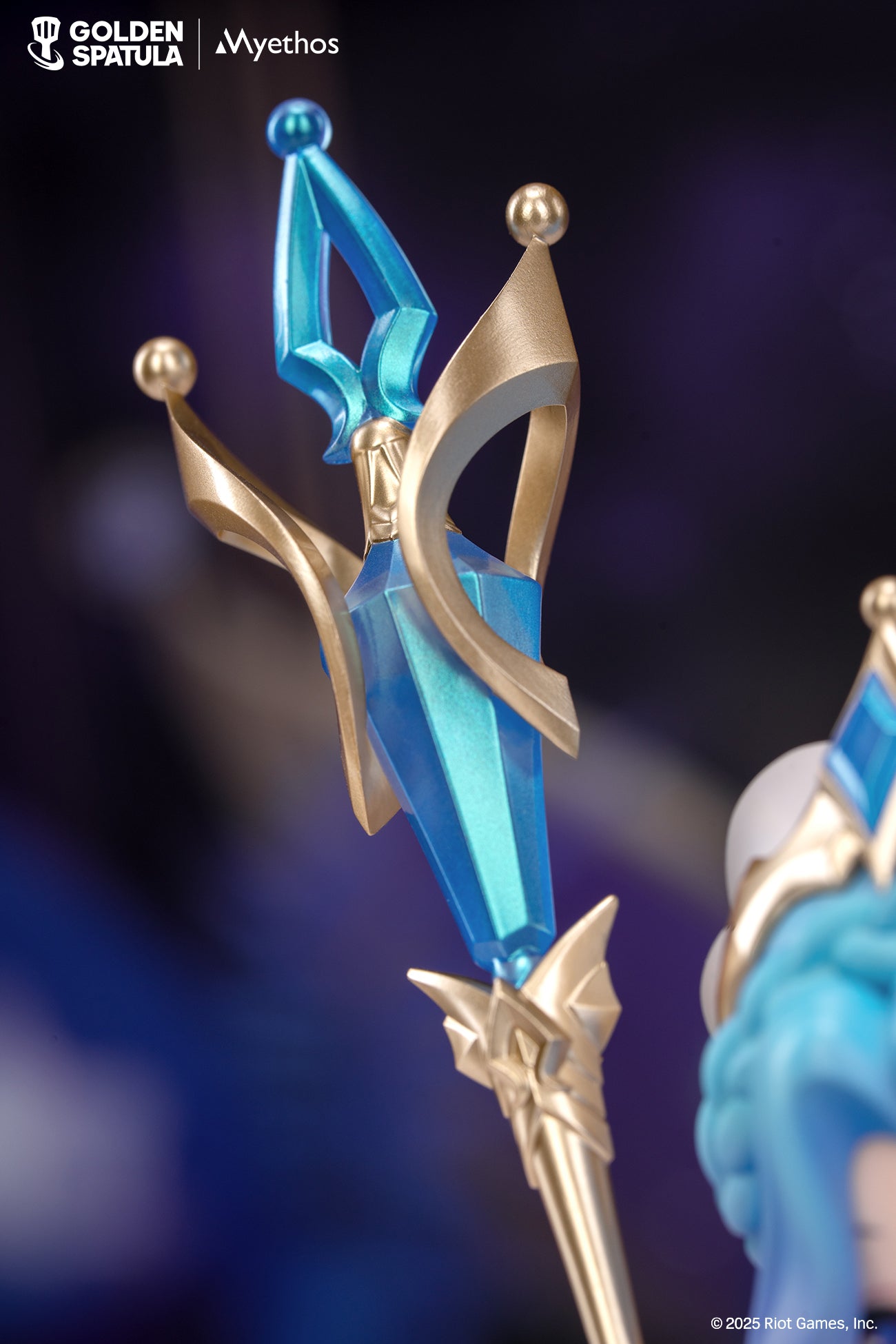 PRE ORDER – GOLDEN SPATULA - PRESTIGE PERFUME GEM CHIBI JANNA FIGURE