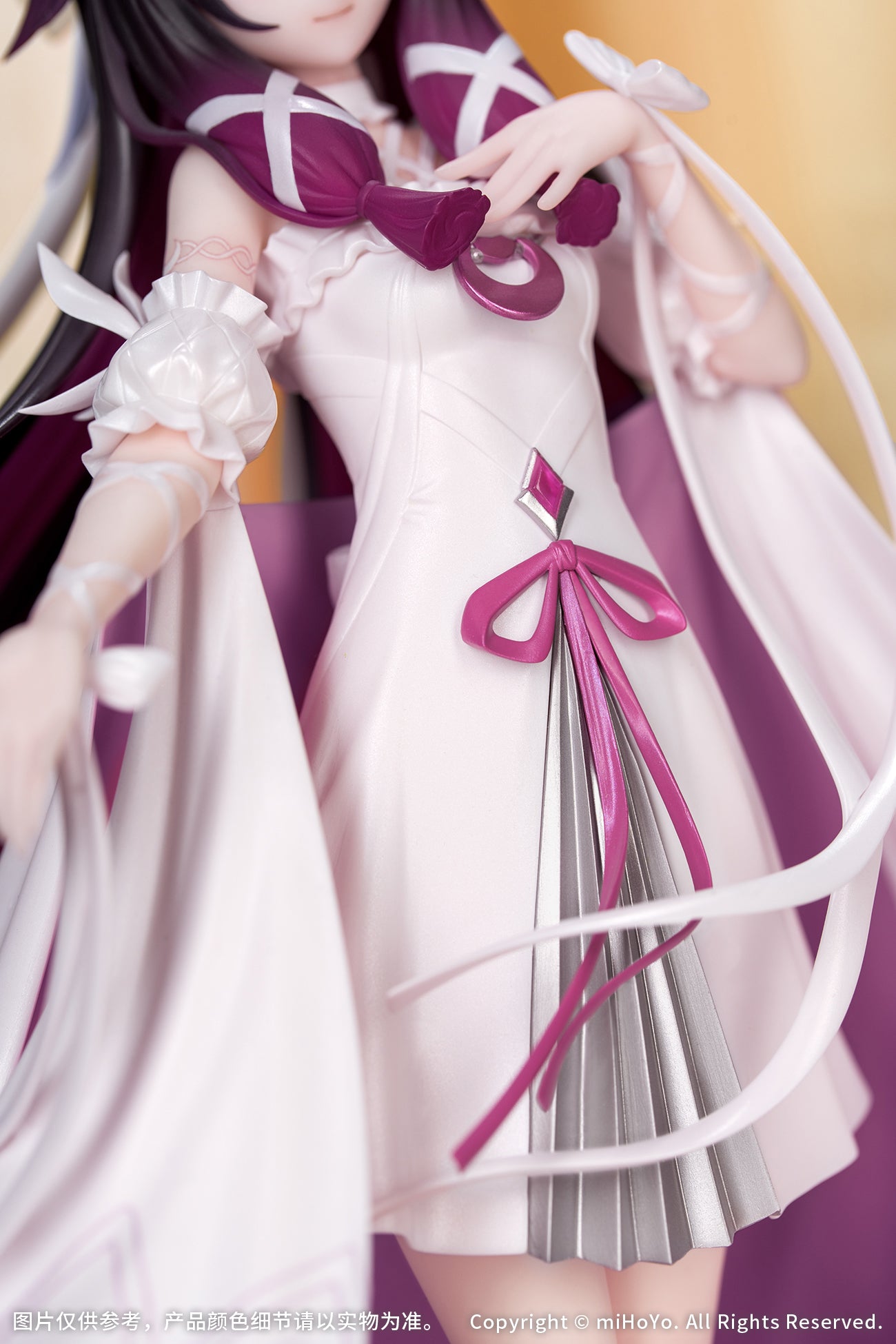 BACK ORDER – 1/8 GIFT+ GENSHIN IMPACT - COLUMBINA : CARNIVAL GATHERING VER.