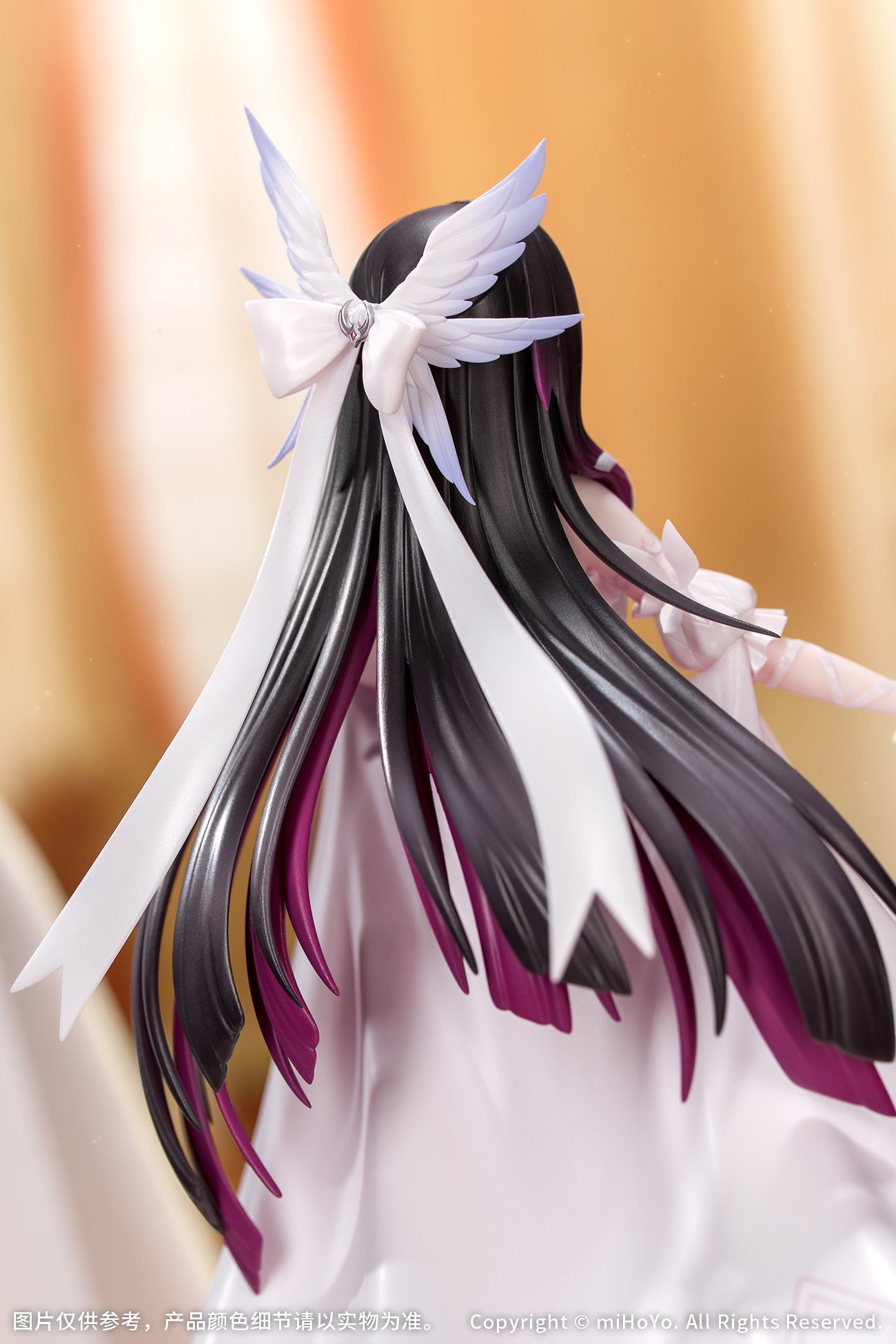 BACK ORDER – 1/8 GIFT+ GENSHIN IMPACT - COLUMBINA : CARNIVAL GATHERING VER.