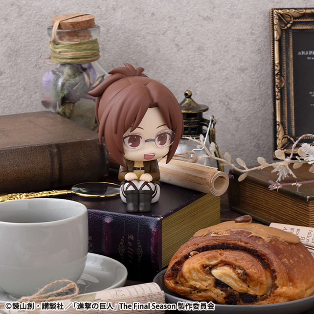BACK ORDER – LOOKUP ATTACK ON TITAN HANGE ZOE & ERWIN SMITH SET [WITH GIFT]