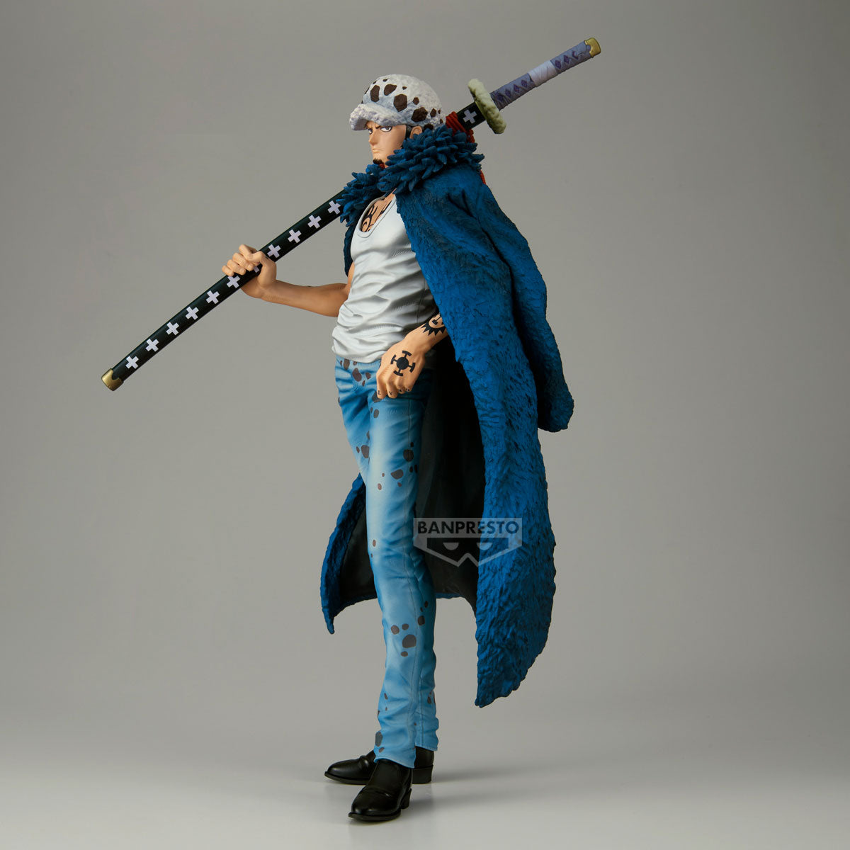 PRE ORDER – (OVERSEA LIMITED) ONE PIECE PREMIUM - TRAFALGAR LAW - [THE BRUSH]