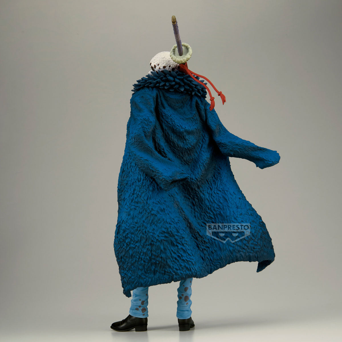 PRE ORDER – (OVERSEA LIMITED) ONE PIECE PREMIUM - TRAFALGAR LAW - [THE BRUSH]