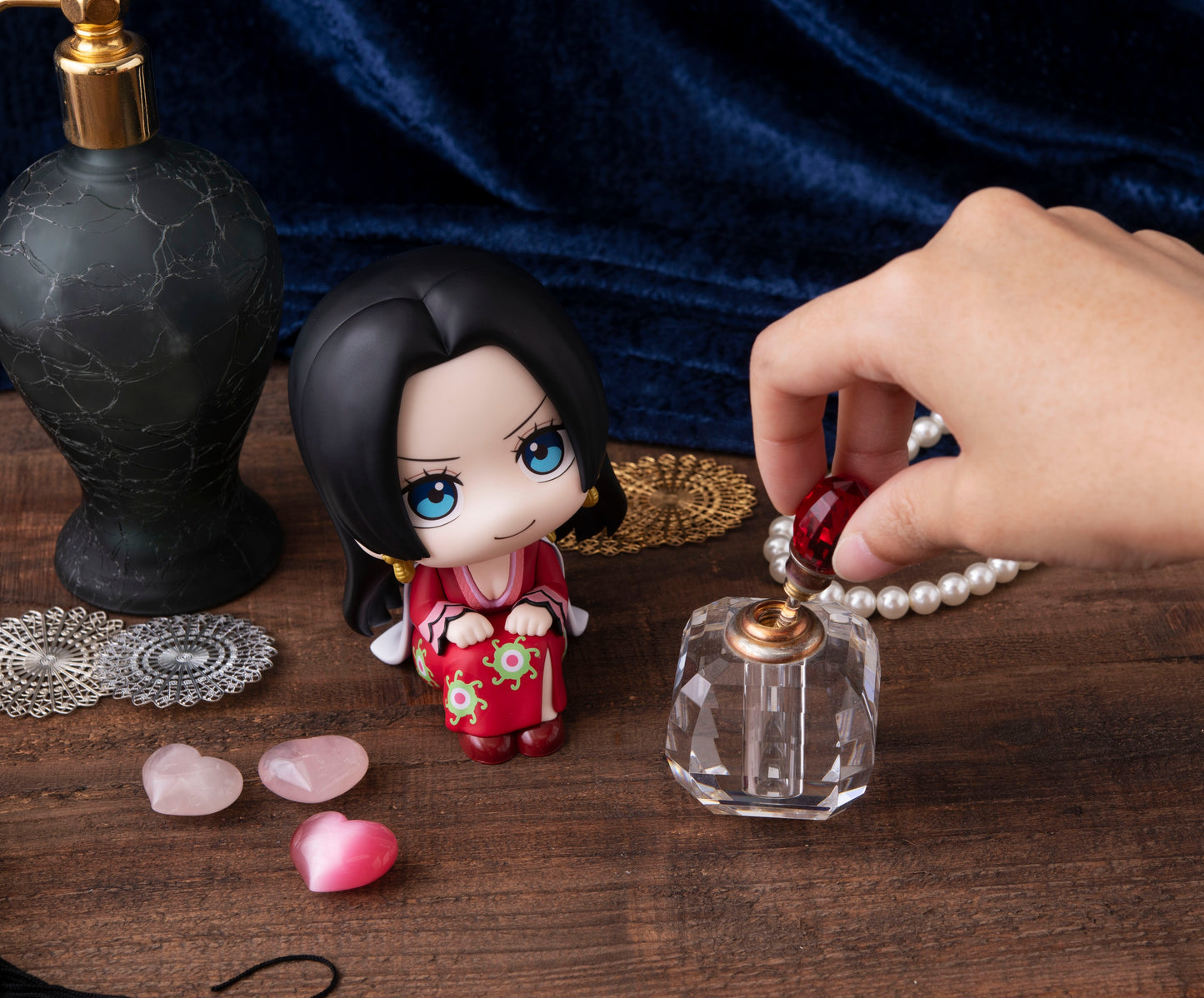 PRE ORDER – LOOKUP ONE PIECE - BOA HANCOCK & DONQUIXOTE DOFLAMINGO SET [WITH GIFT]