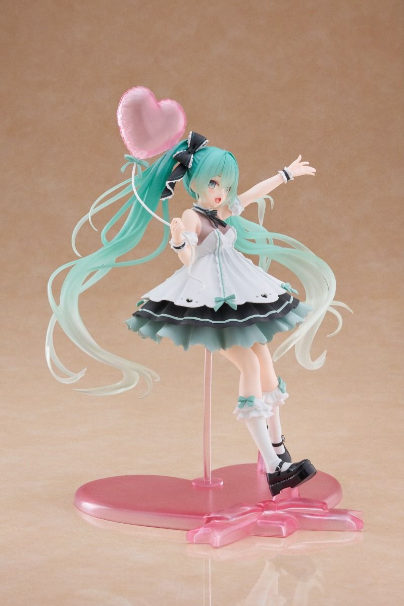 BACK ORDER – HATSUNE MIKU AMP+ FIGURE - HATSUNE MIKU BIRTHDAY 2025 (PARTY VER.)