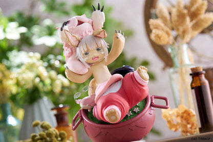 PRE ORDER – MADE IN ABYSS: THE GOLDEN CITY OF THE SCORCHING SUN AMP+ FIGURE - NANACHI (MY TREASURE)