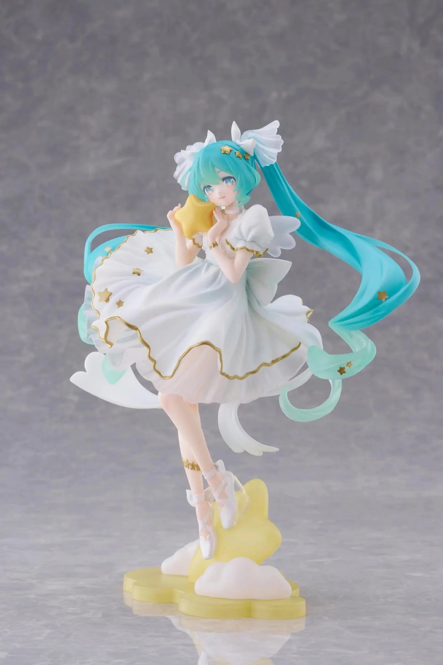 PRE ORDER – HATSUNE MIKU - AMP+ FIGURE - HATSUNE MIKU BIRTHDAY 2026 (STAR DREAMY VER.)