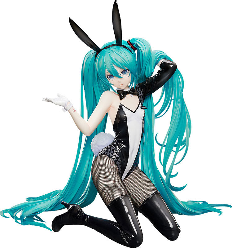 PRE ORDER – 1/4 HATSUNE MIKU : BUNNY VER. ART BY SANMUYYB